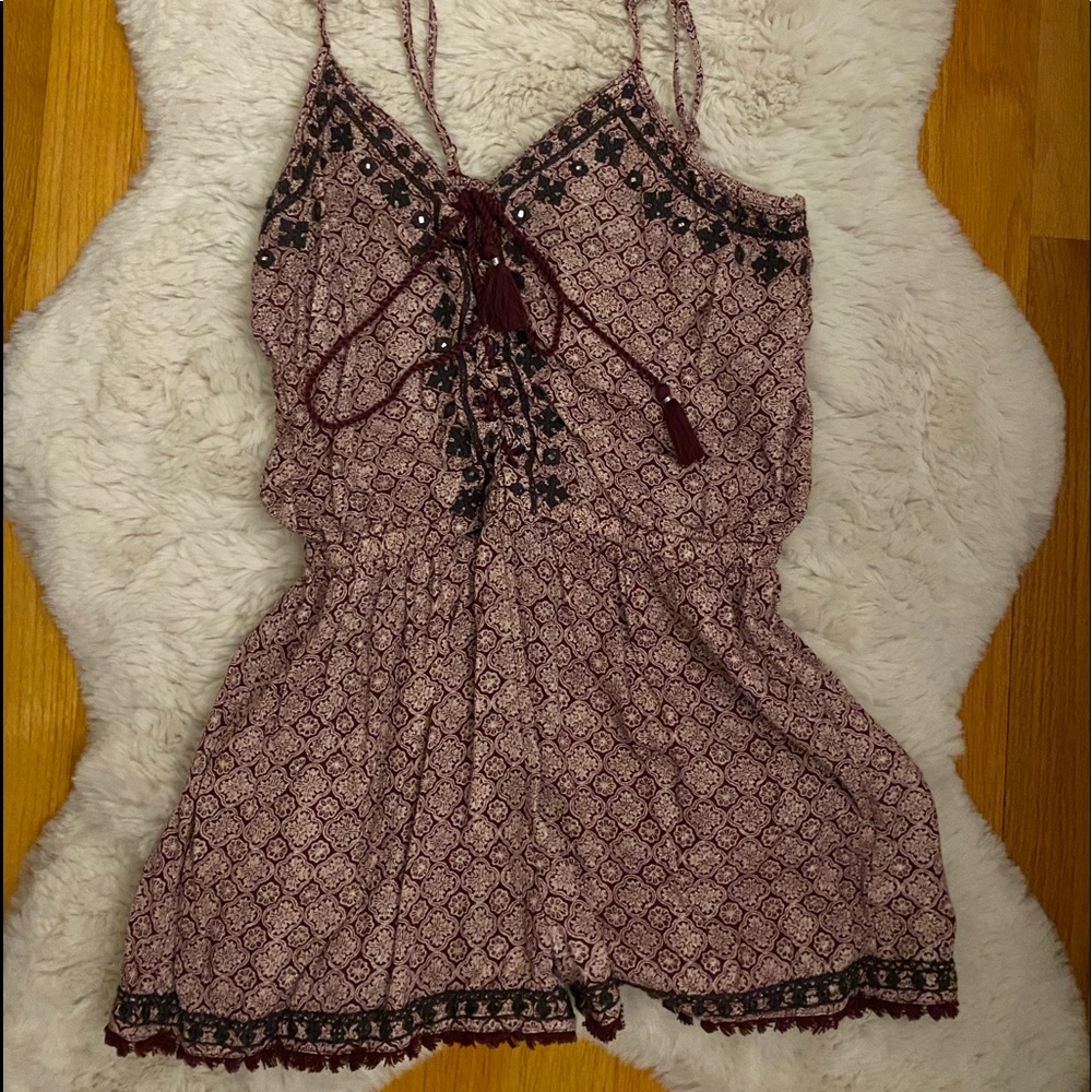 AMERICAN EAGLE SHORT ROMPER